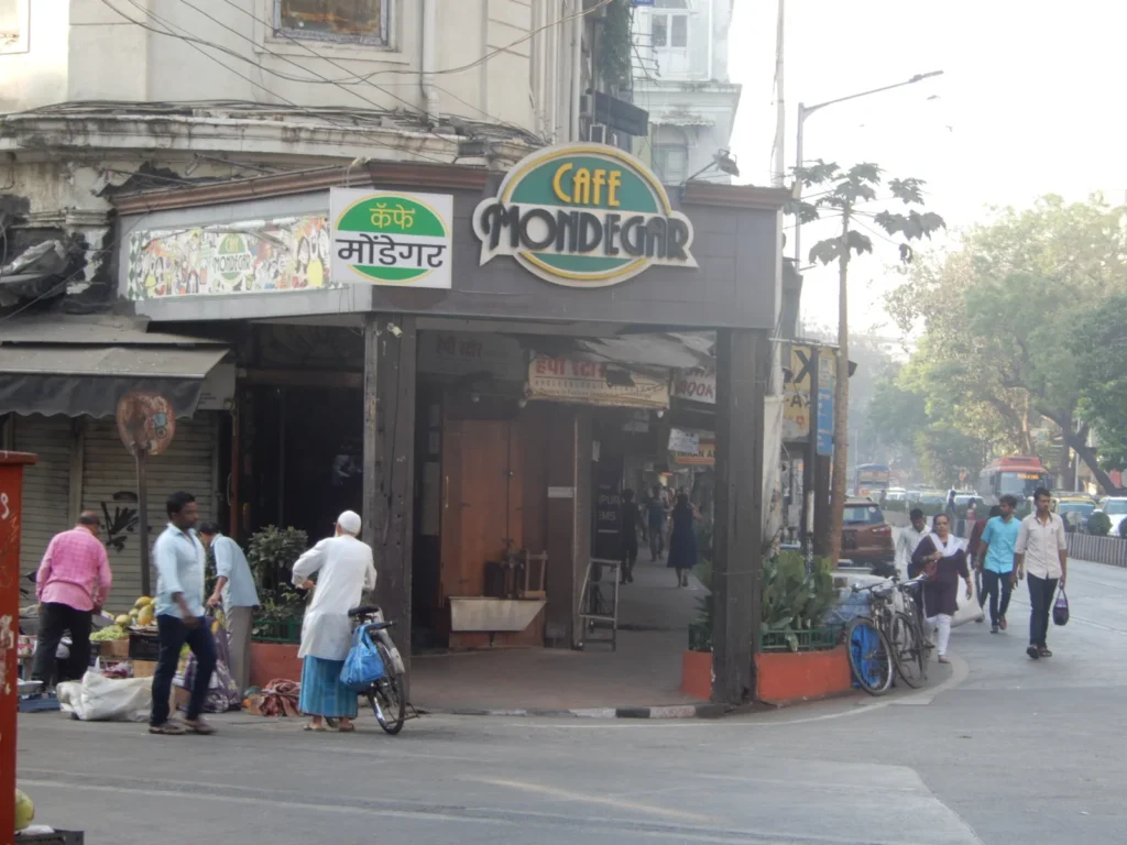 colaba cafe modegar